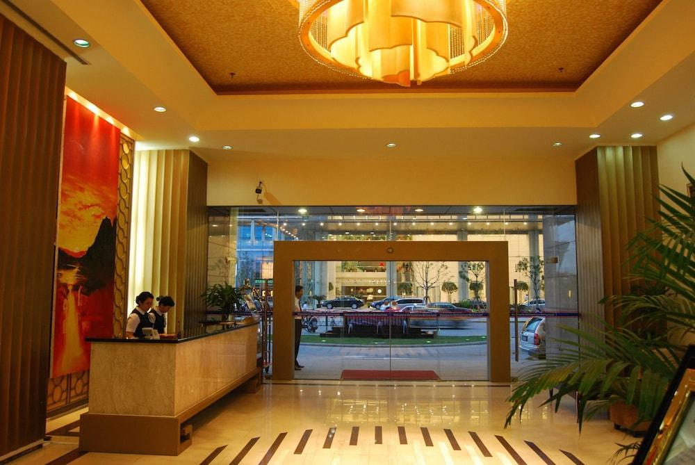 Urban Hotel Sanghaj Kültér fotó