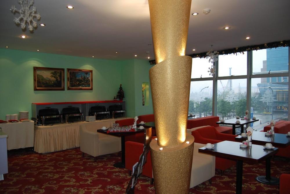 Urban Hotel Sanghaj Kültér fotó